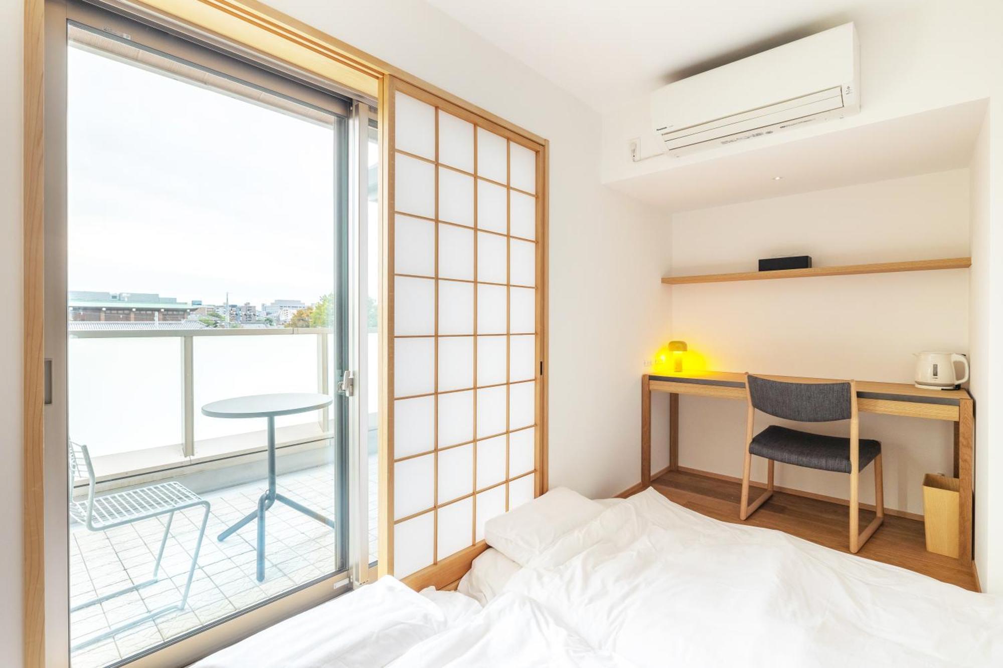 Dash Living Gojo Kyoto Bagian luar foto
